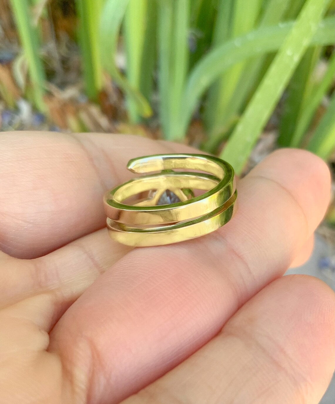 Solid Gold Aquamarine Heart Ring - Spiral Bezel Setting (14K/18K or Platinum)