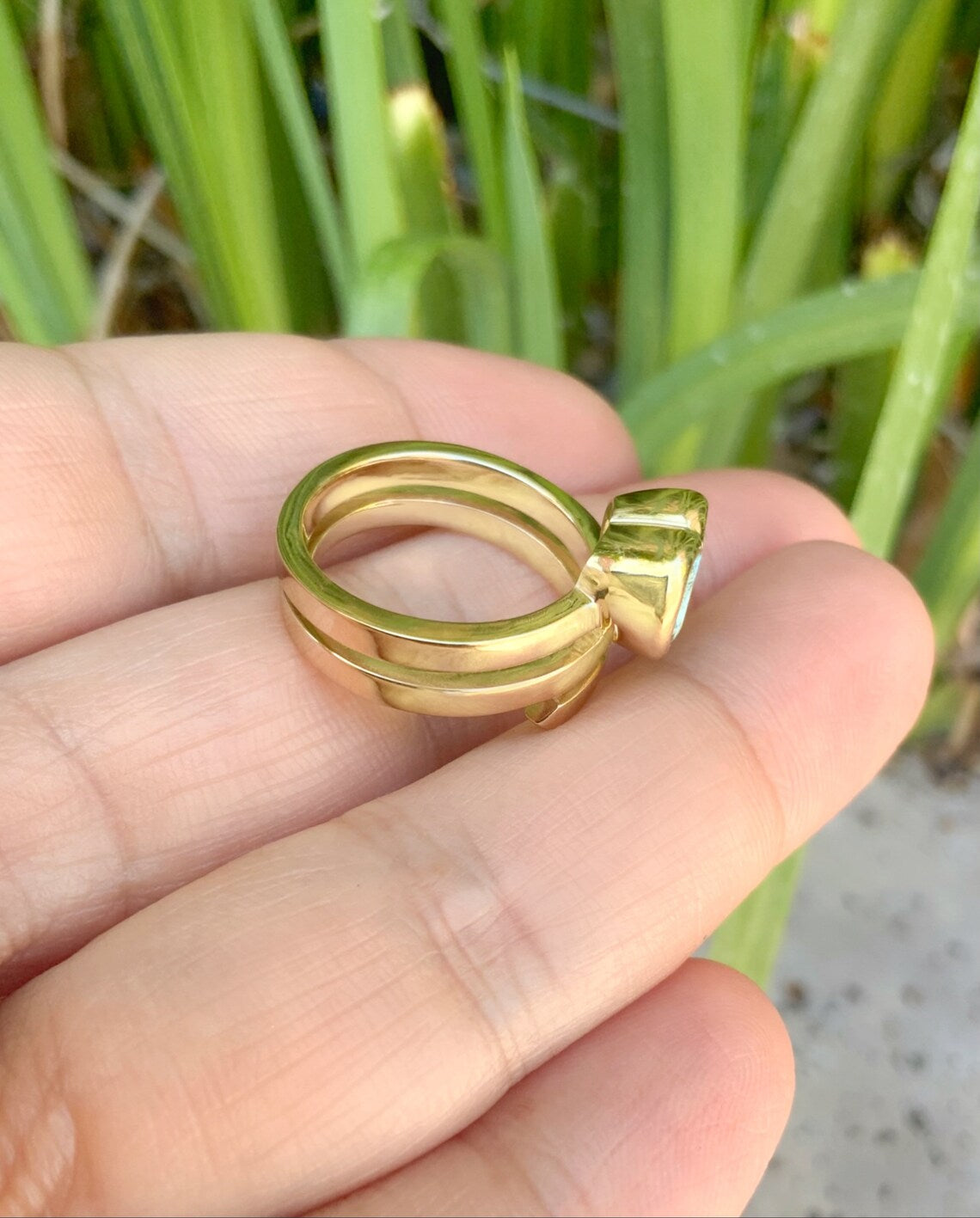 Solid Gold Aquamarine Heart Ring - Spiral Bezel Setting (14K/18K or Platinum)