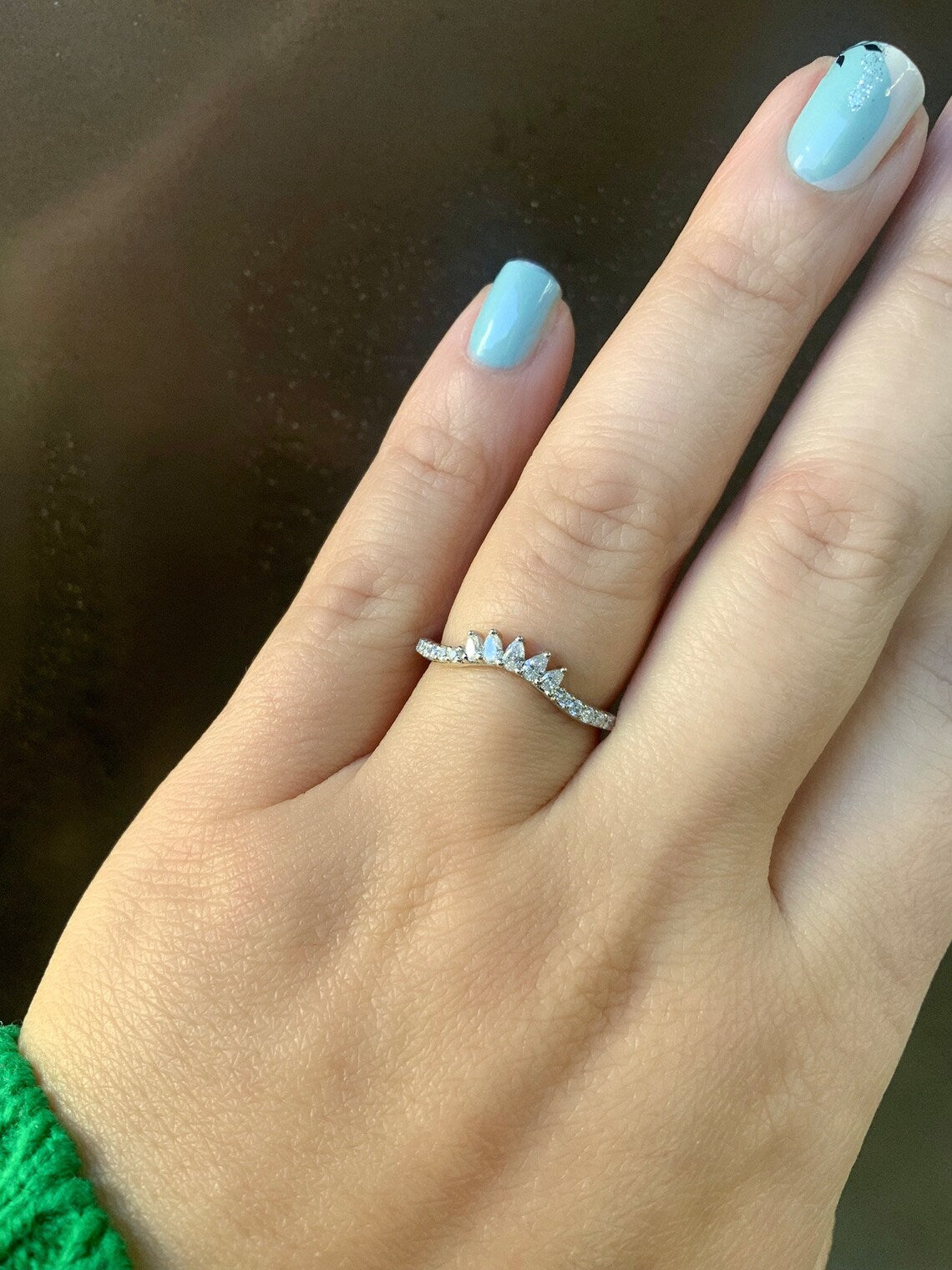 Curved Wedding Band/ Pear Shape Lab Grown Diamond Crown Tracer Layering Stack Ring/ Nesting Enhancer Matching Band/ Contour Shadow Wrap Band