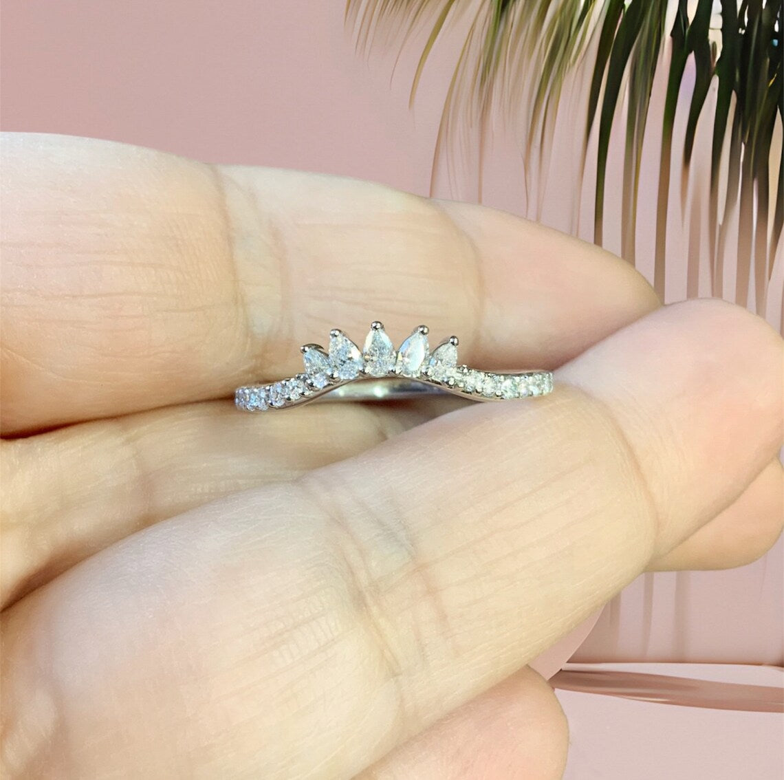 Curved Wedding Band/ Pear Shape Lab Grown Diamond Crown Tracer Layering Stack Ring/ Nesting Enhancer Matching Band/ Contour Shadow Wrap Band