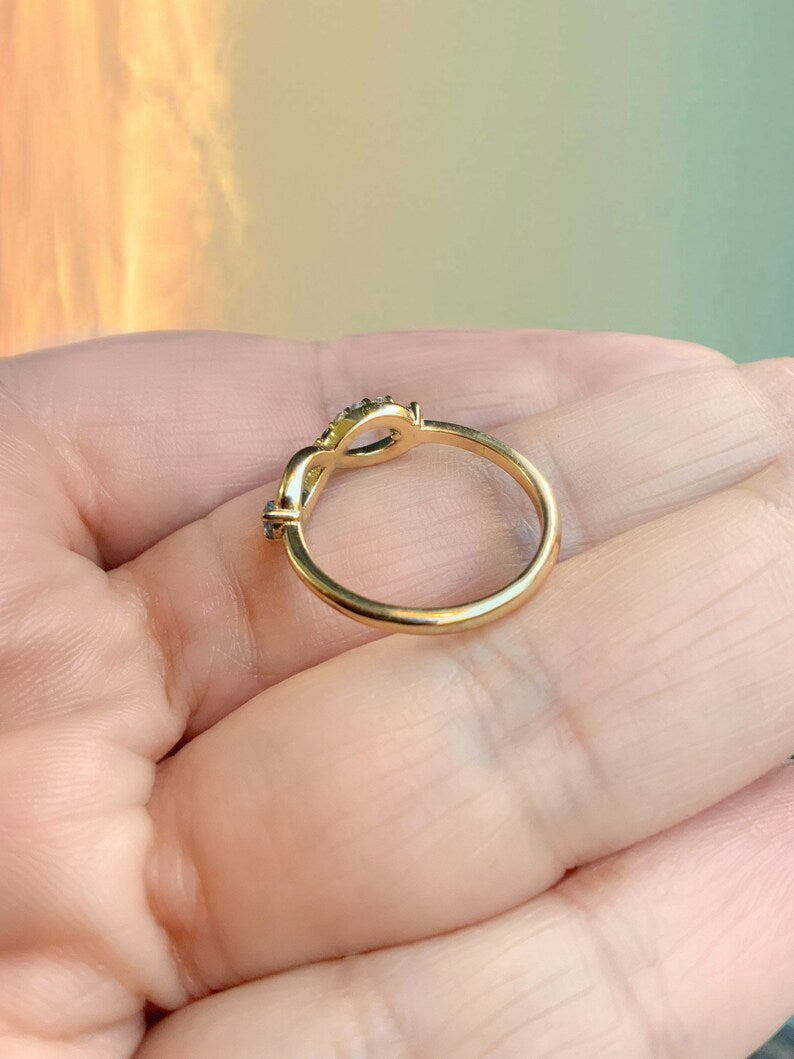 Infinity Symbol Ring/ Personalized Family Birthstone Ring/ Minimalist Custom Natural Gemstone Ring/ Mother's Day Gift/ Sentimental Jewelry