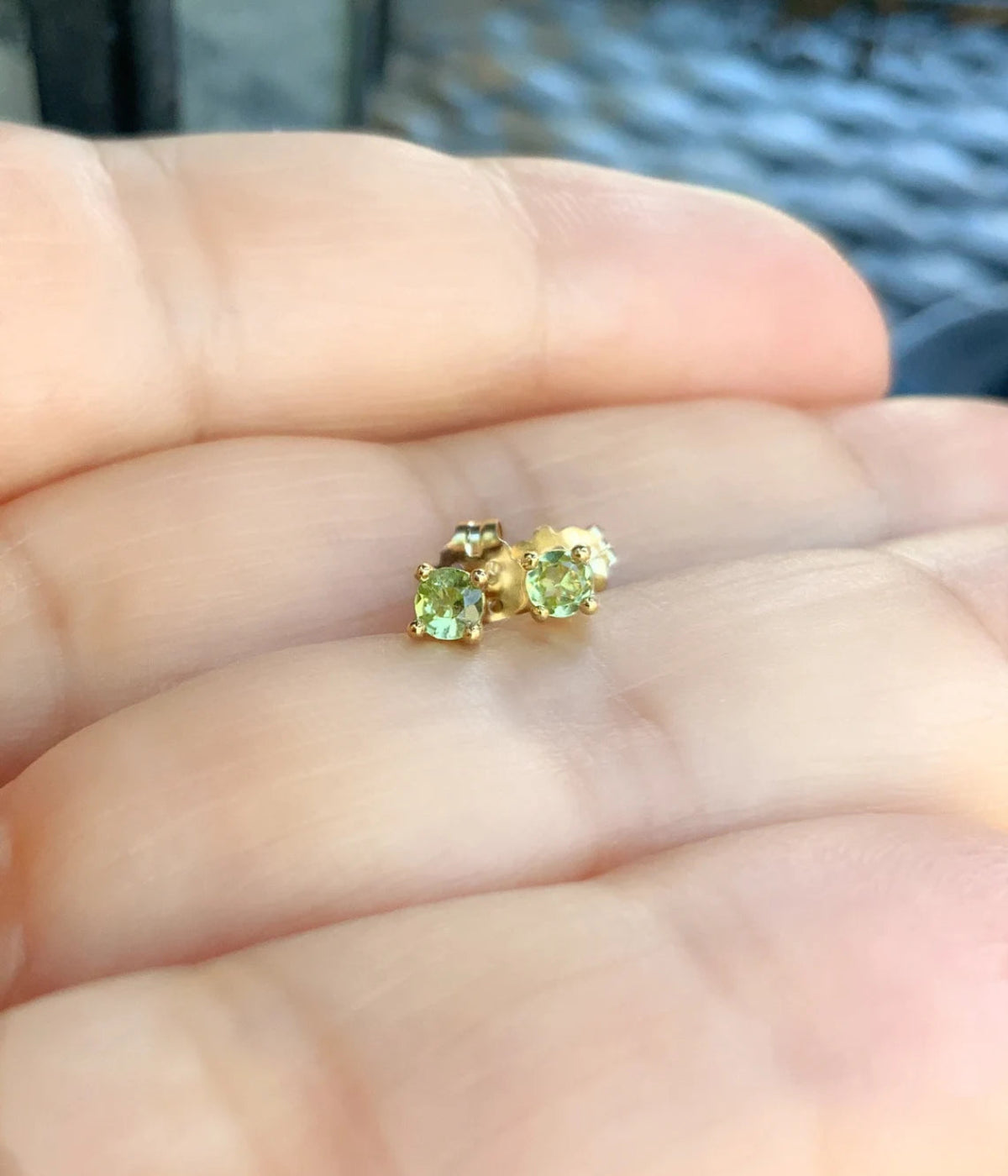 Peridot Stud Earring 2.5m SINGLE PAIR Diamond Garnet Amethyst Aquamarine Emerald Alexandrite Ruby Blue Sapphire Tourmaline Citrine Tanzanite