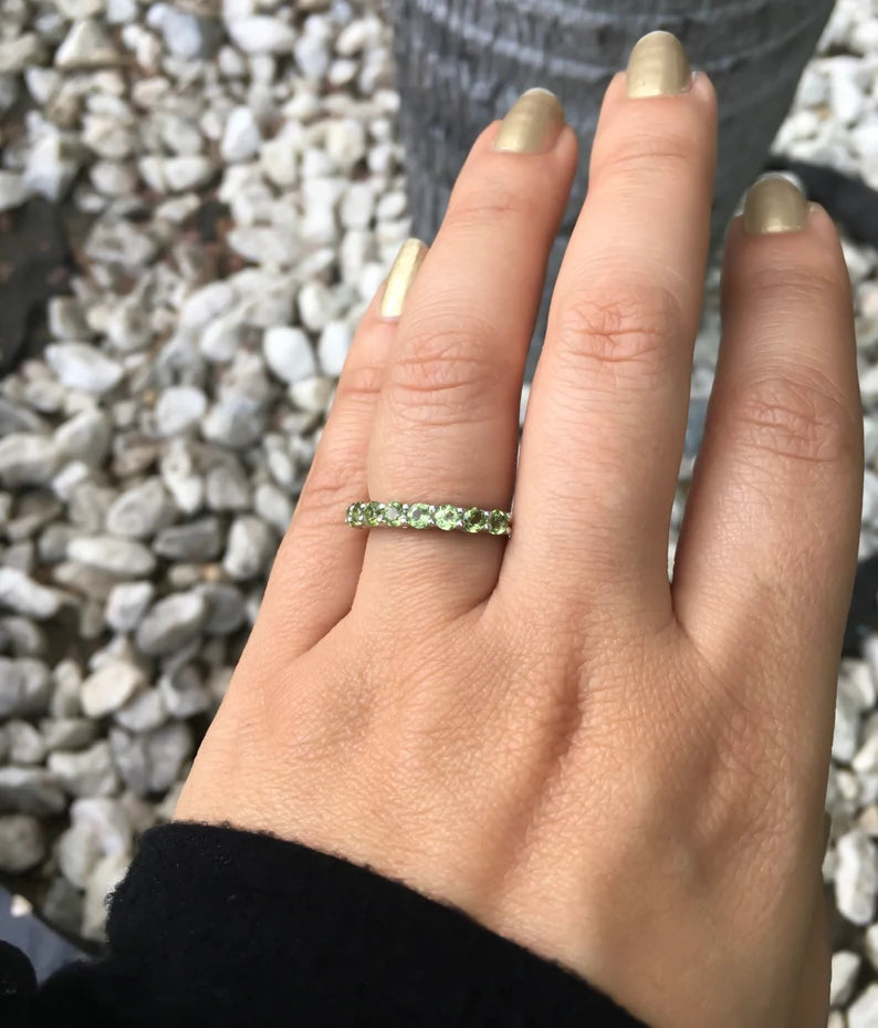 Peridot Ring Prong Set 9-Stone Peridot Wedding Anniversary Band Minimalist Peridot Stacking Ring August Birthstone Peridot Gaurd Ring Band